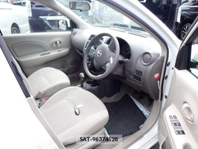 Nissan MARCH 2013-08 4044888-6
