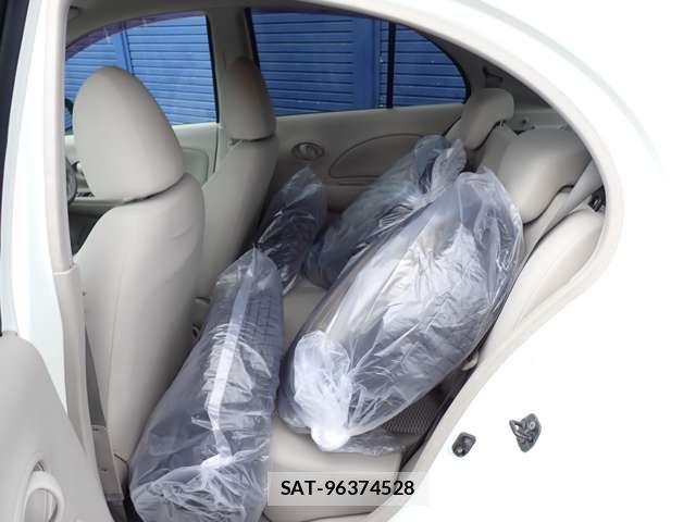 Nissan MARCH 2013-08 4044888-8