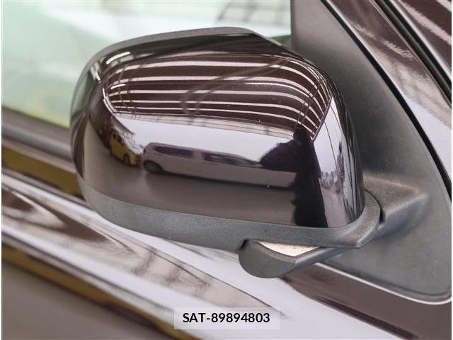 Nissan MARCH 2013-02 4139926-27