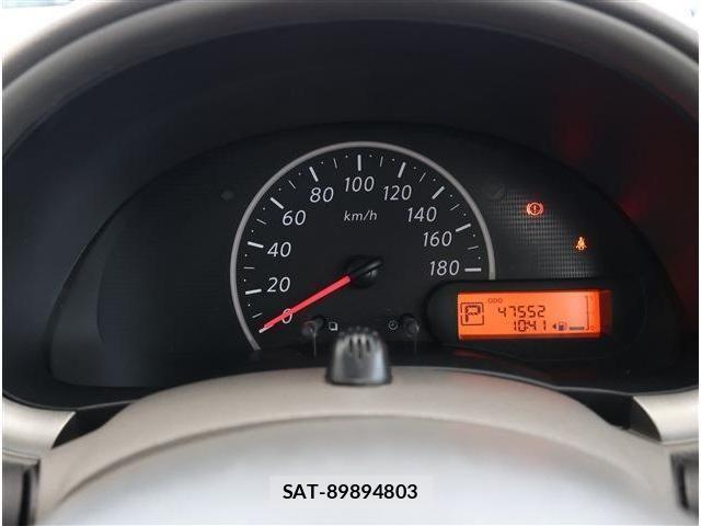 Nissan MARCH 2013-02 4139926-6