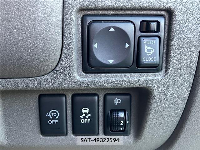 Nissan MARCH 2019-09 4965495-5