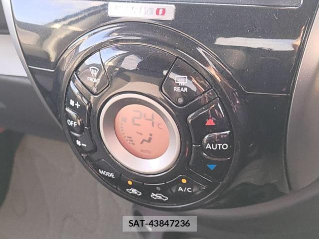 Nissan MARCH 2016-04 5871318-13