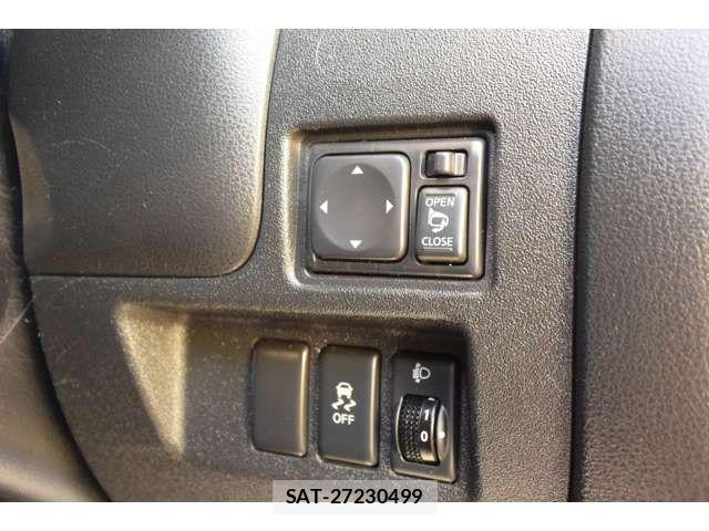 Nissan MARCH 2015-12 5871323-10