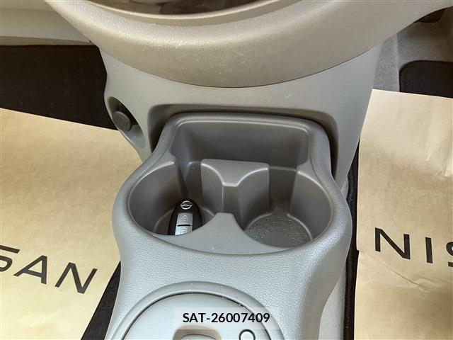 Nissan MARCH 2017-08 6012123-12