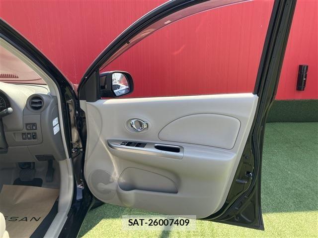 Nissan MARCH 2017-08 6012123-21