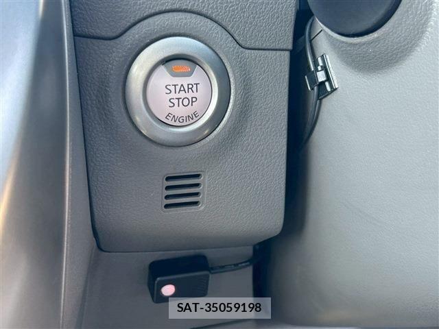 Nissan MARCH 2019-08 6305053-23