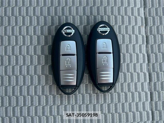 Nissan MARCH 2019-08 6305053-26
