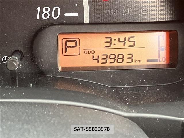 Nissan MARCH 2016-08 6499731-14