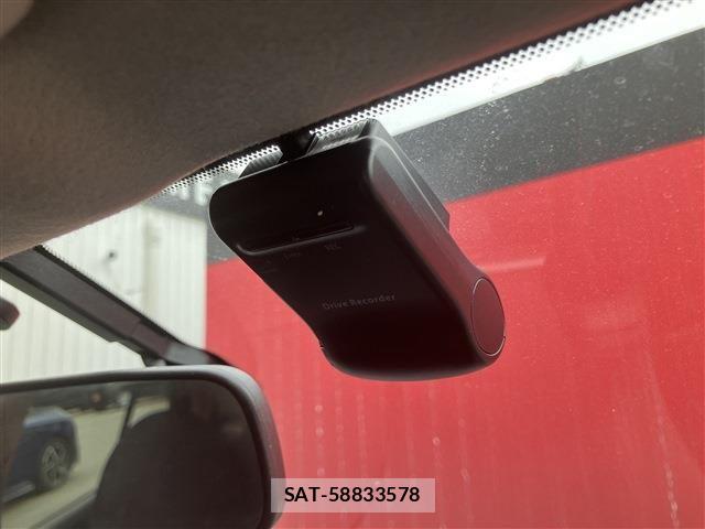 Nissan MARCH 2016-08 6499731-18