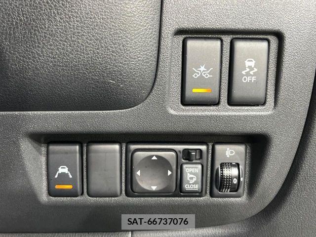 Nissan MARCH 2022-03 6612991-5