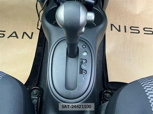 Nissan MARCH 2017-11 6612990-6