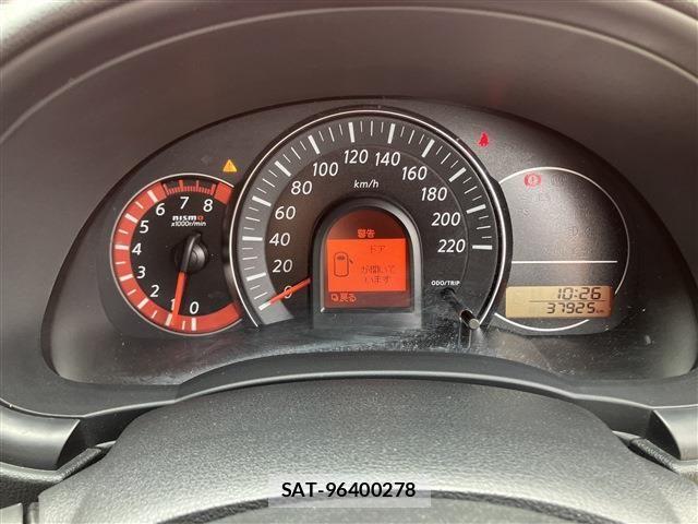 Nissan MARCH 2018-11 6641908-13