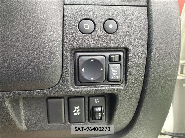 Nissan MARCH 2018-11 6641908-15