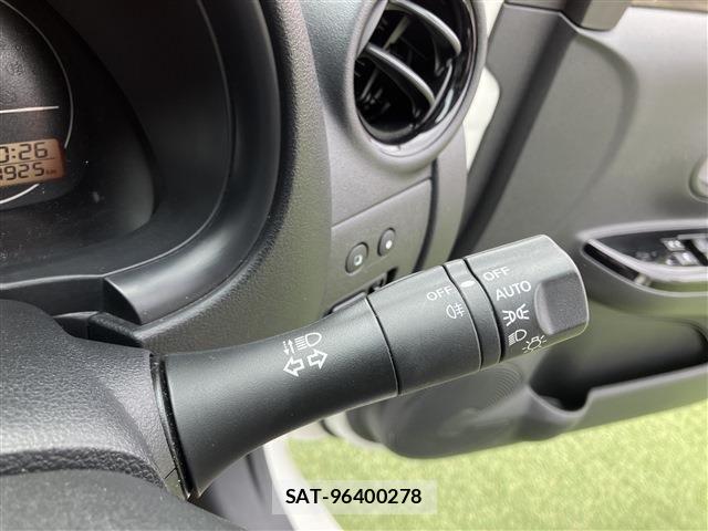 Nissan MARCH 2018-11 6641908-18