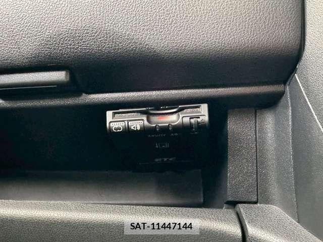Nissan MARCH 2017-01 6752276-10