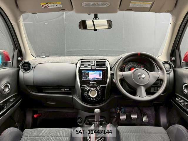 Nissan MARCH 2017-01 6752276-1