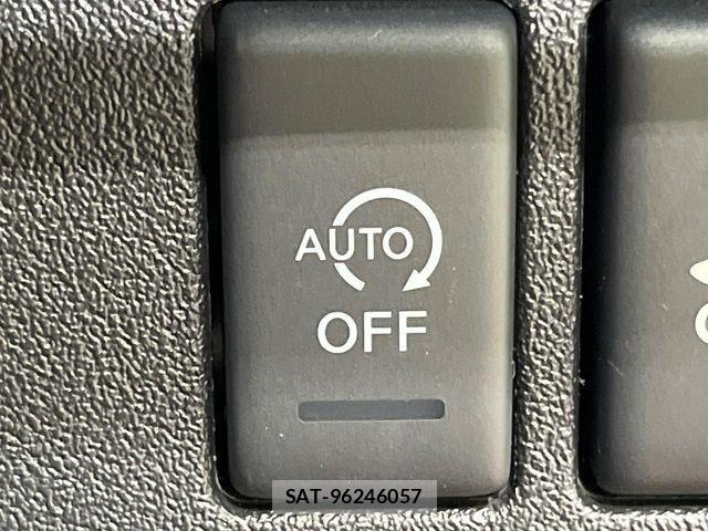 Nissan MARCH 2016-07 6752278-4