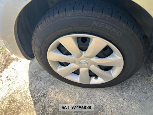 Nissan MARCH 2012-03 6752279-13