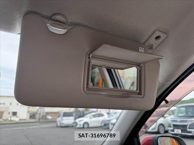 Nissan MARCH 2014-10 6815781-28