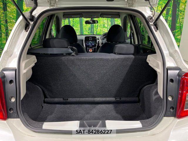 Nissan MARCH 2018-07 6815778-9