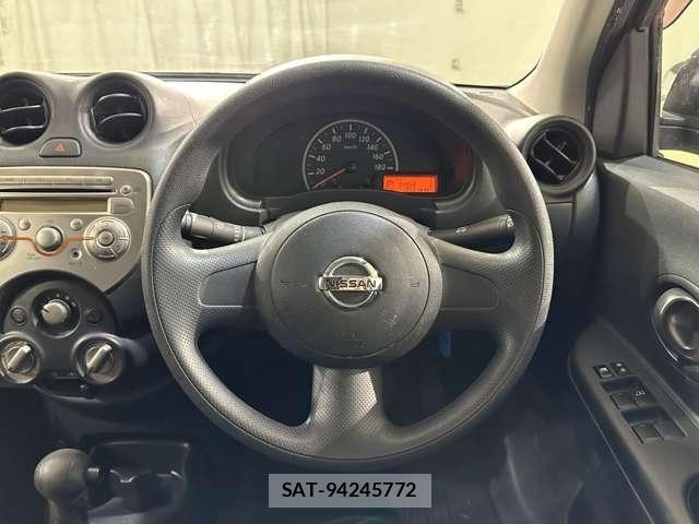 Nissan MARCH 2013-03 6907928-9