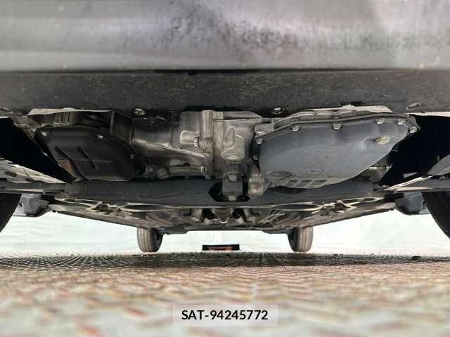 Nissan MARCH 2013-03 6907928-26