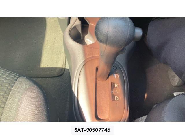 Nissan MARCH 2011-09 6907934-26