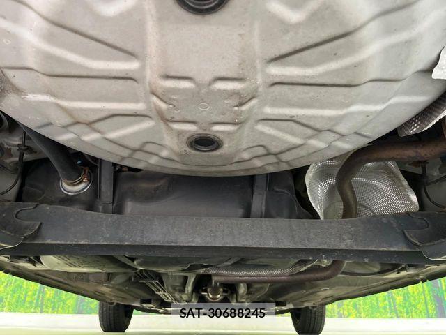 Nissan MARCH 2013-08 6907929-18