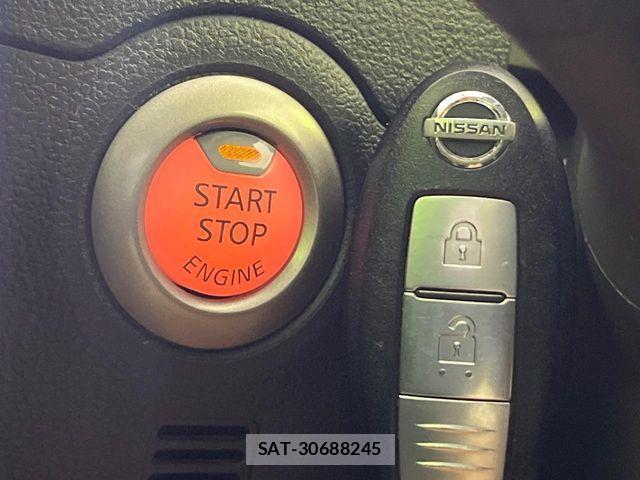 Nissan MARCH 2013-08 6907929-2