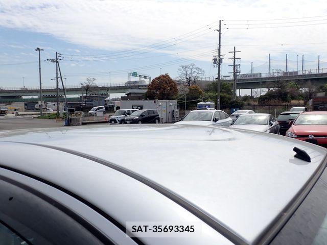 Nissan MARCH 2017-04 6995307-9