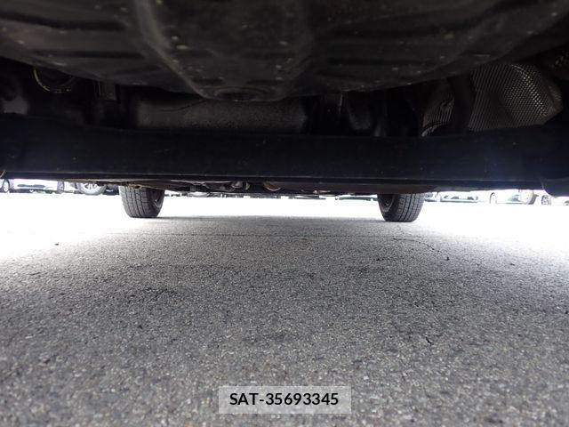 Nissan MARCH 2017-04 6995307-10