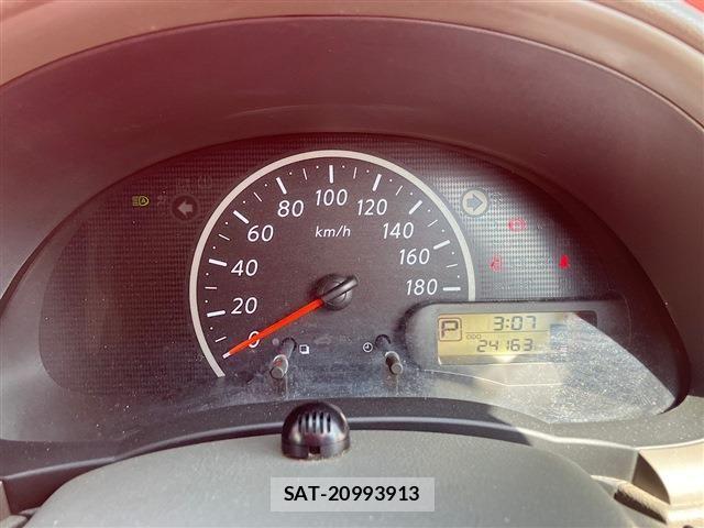 Nissan MARCH 2022-04 7221241-21