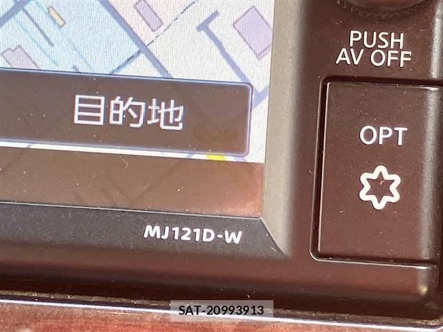 Nissan MARCH 2022-04 7221241-23