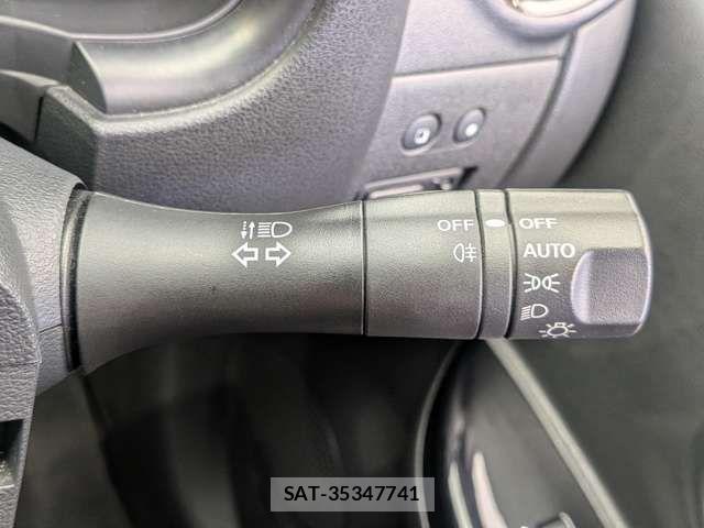 Nissan MARCH 2015-09 7221232-12