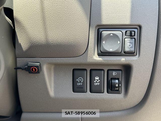 Nissan MARCH 2016-09 7221240-15
