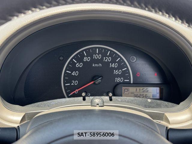 Nissan MARCH 2016-09 7221240-16