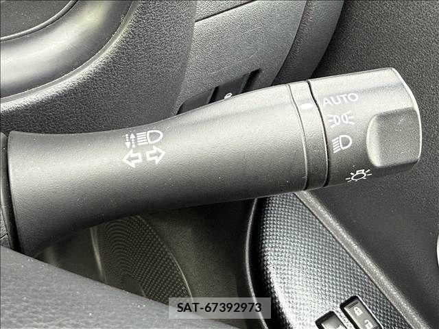 Nissan MARCH 2021-09 7272255-28