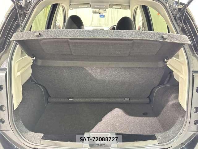 Nissan MARCH 2014-09 7272260-26