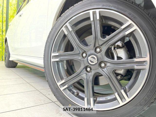 Nissan MARCH 2017-06 7272254-10