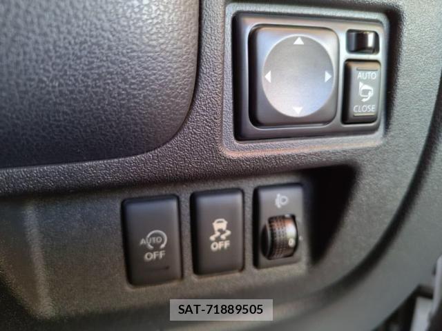 Nissan MARCH 2018-02 7328150-15