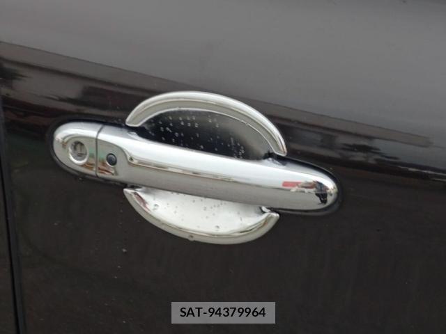 Nissan MARCH 2017-02 7328156-9