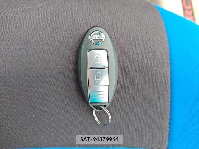 Nissan MARCH 2017-02 7328156-19