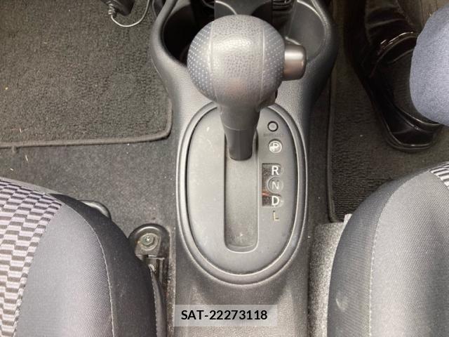 Nissan MARCH 2013-09 7358606-12