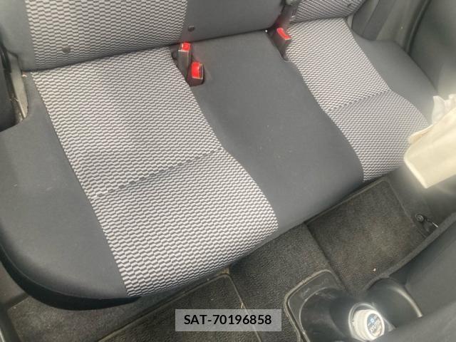 Nissan MARCH 2018-06 7358603-15
