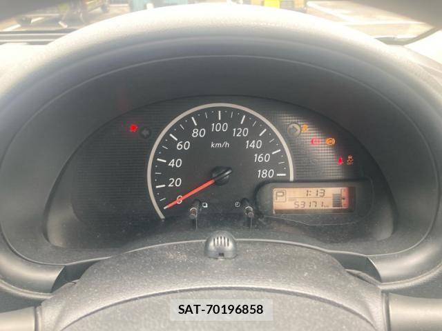 Nissan MARCH 2018-06 7358603-17