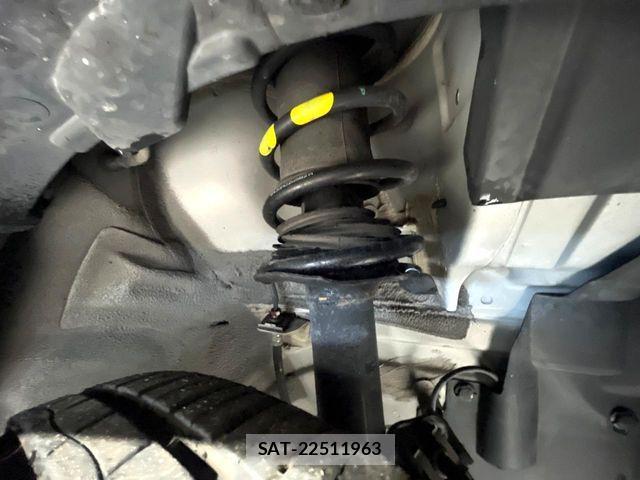 Nissan MARCH 2014-09 7358601-19
