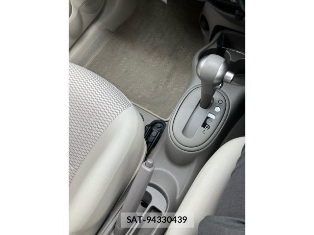 Nissan MARCH 2015-07 7358599-14