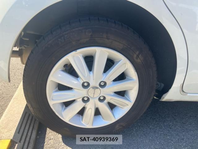 Nissan MARCH 2016-01 7392728-3