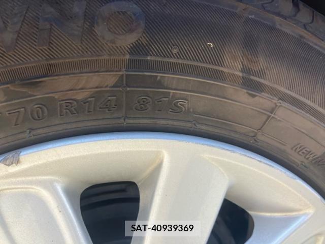 Nissan MARCH 2016-01 7392728-4