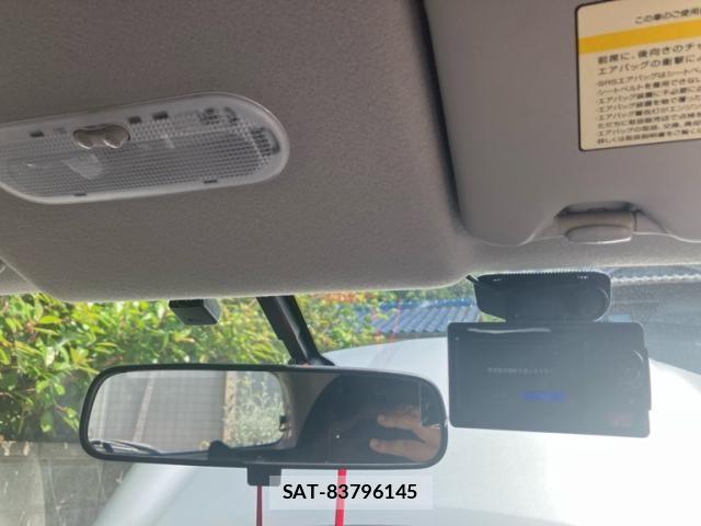 Nissan MARCH 2012-11 7455520-16